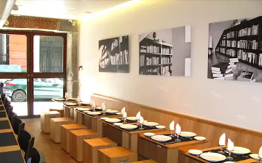 Фото Hostal Abadía Madrid