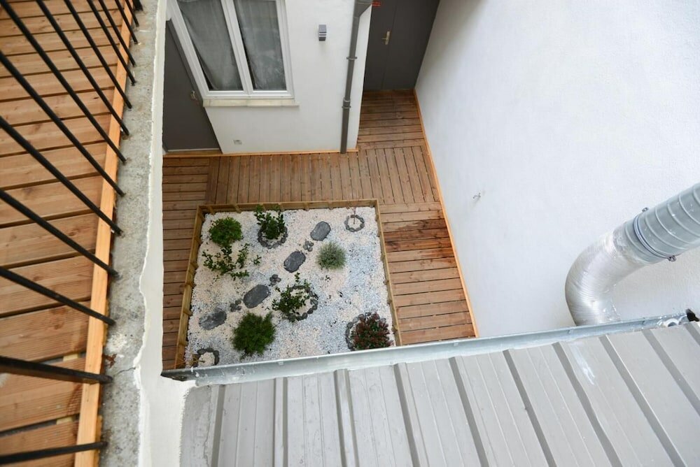 Фото La Fayette Hotel