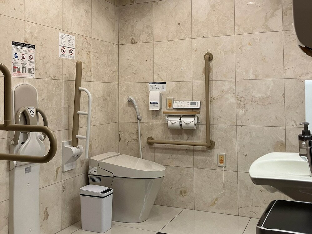 Фото Toyoko Inn Hokkaido Shin-Hakodate-Hokuto-eki Minami-guchi