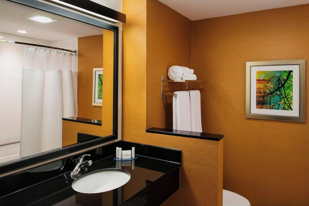 Фото Fairfield Inn & Suites by Marriott Winnipeg