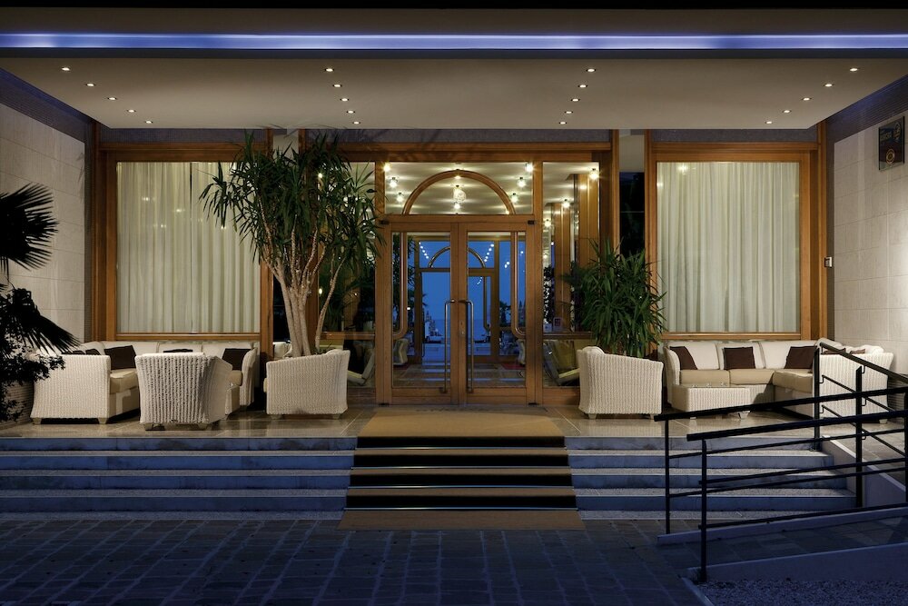 Фото Hotel Aurora