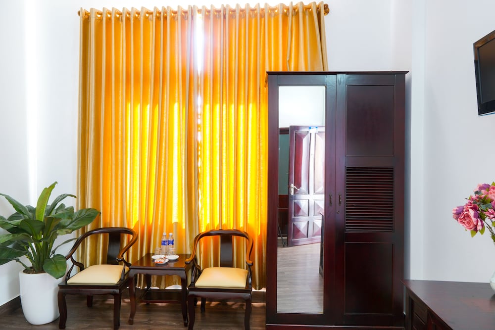 Фото Hue Royal Hotel