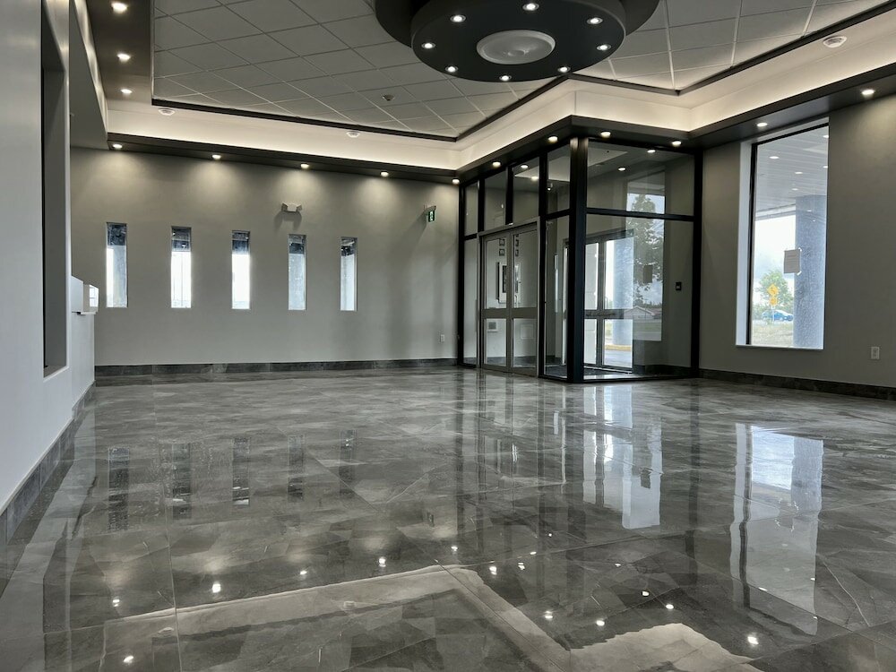 Фото Travelodge by Wyndham Regina