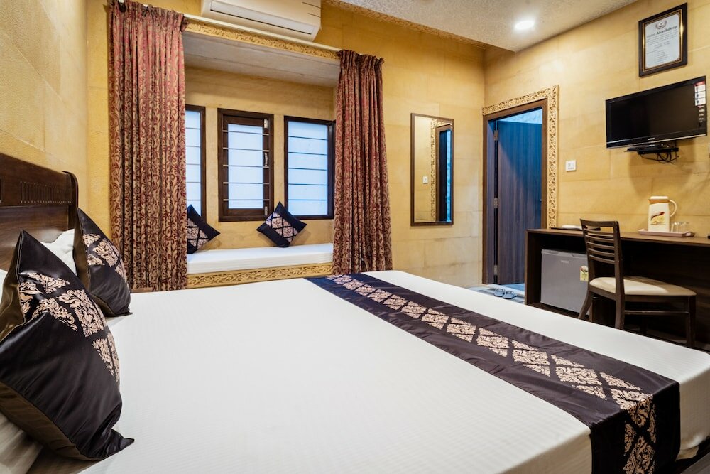 Фото Hotel Akashdeep