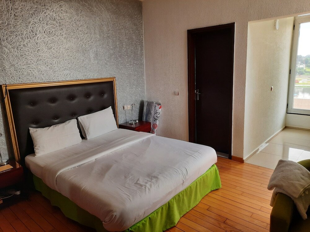 Фото Ngaliema Resort Club