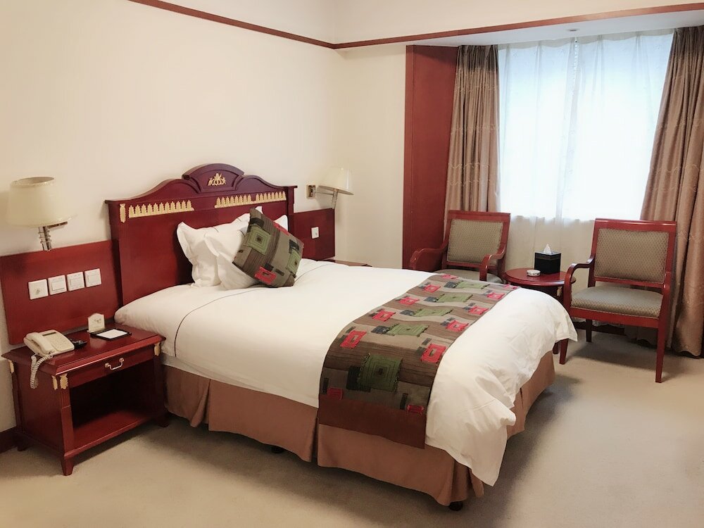 Фото Hangzhou West Lake Xinqiao Hotel