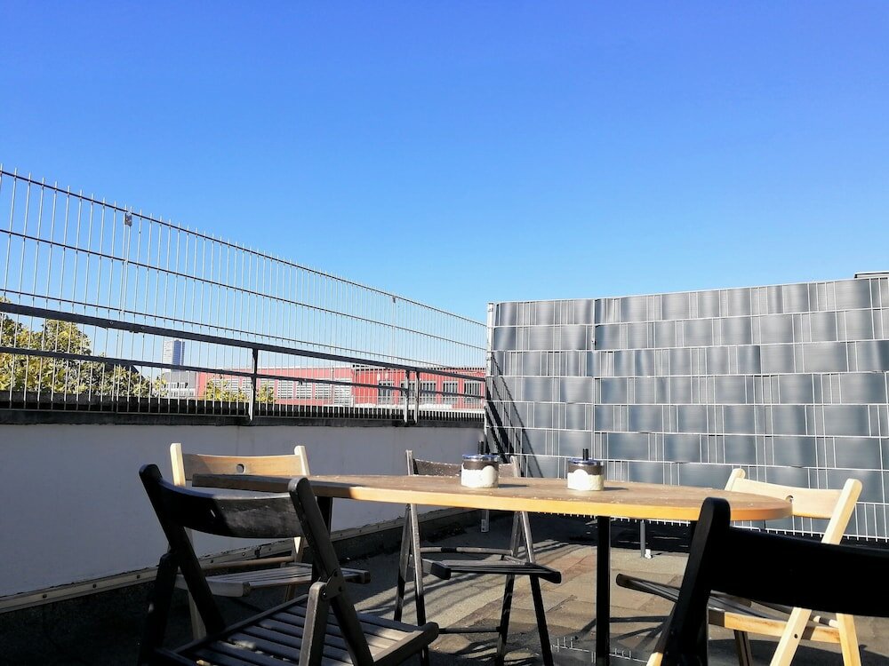 Фото Hotel Königshof The Arthouse