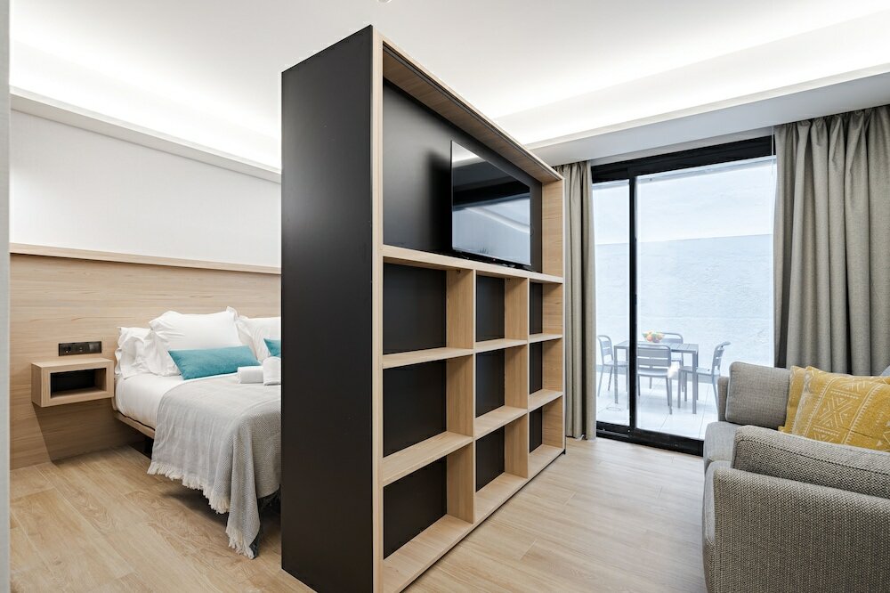 Фото Feelathome Ventas Suites