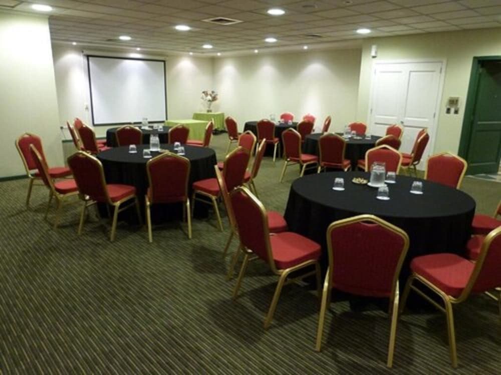 Фото Hotel Diego De Almagro Concepcion