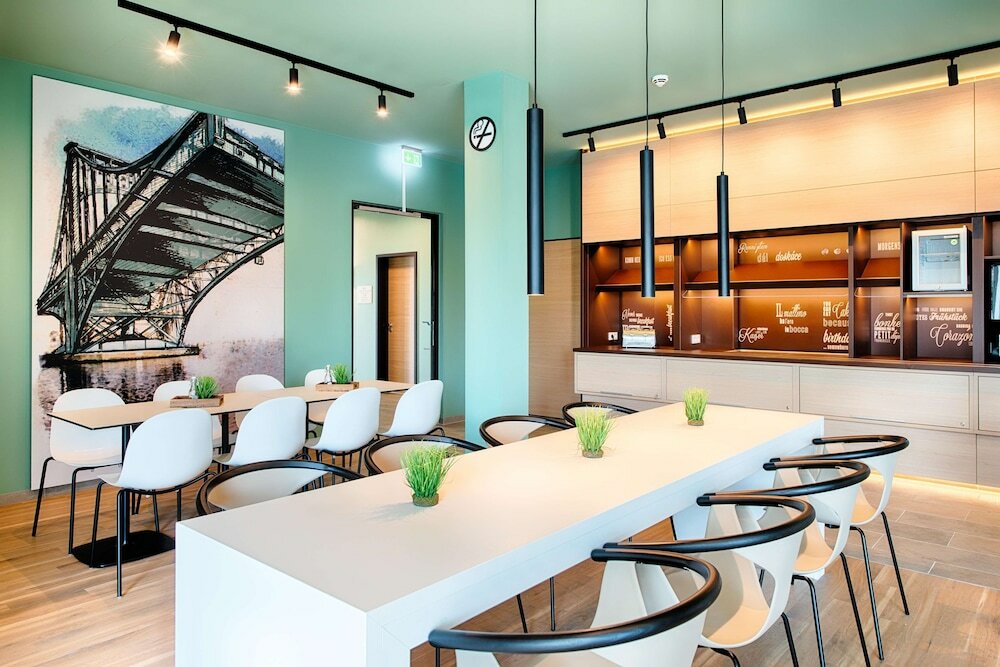 Фото B&b Hotel Wilhelmshaven