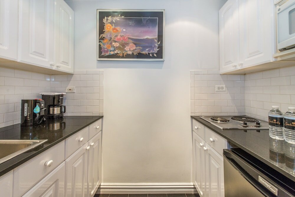 Фото The Lombardy Hotel