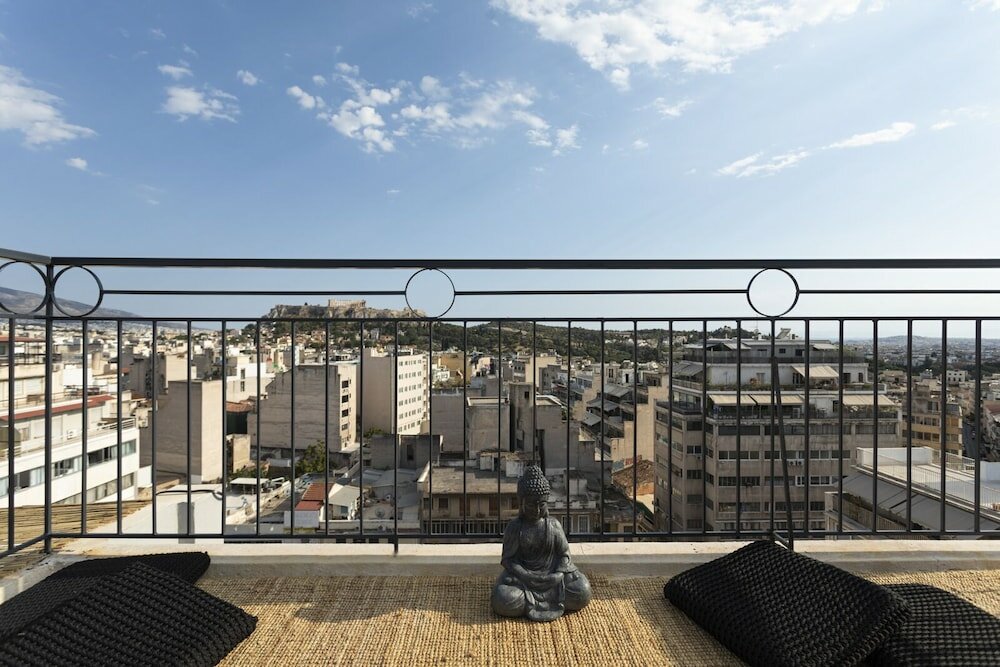 Фото Play Theatrou Athens