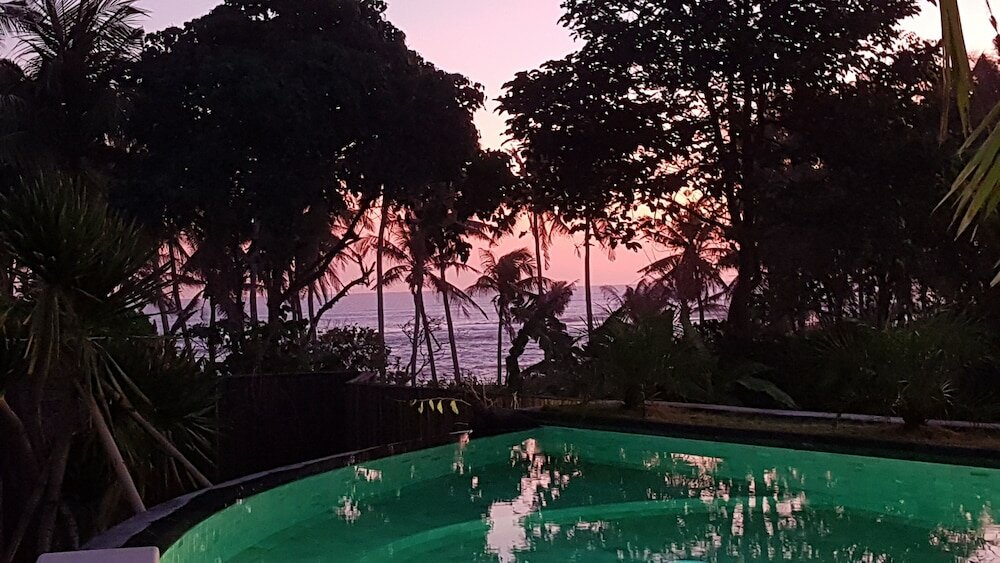 Фото Sejuk Beach Villas