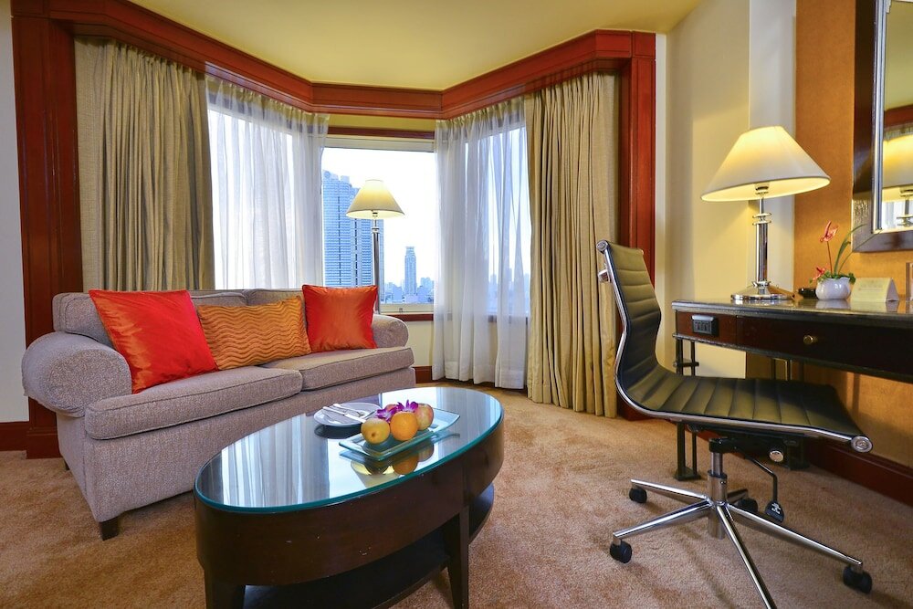 Фото Diamond Hotel Philippines