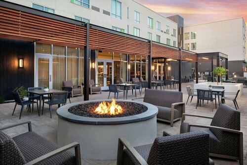 Гостиница Courtyard by Marriott Fresno Clovis в Кловисе