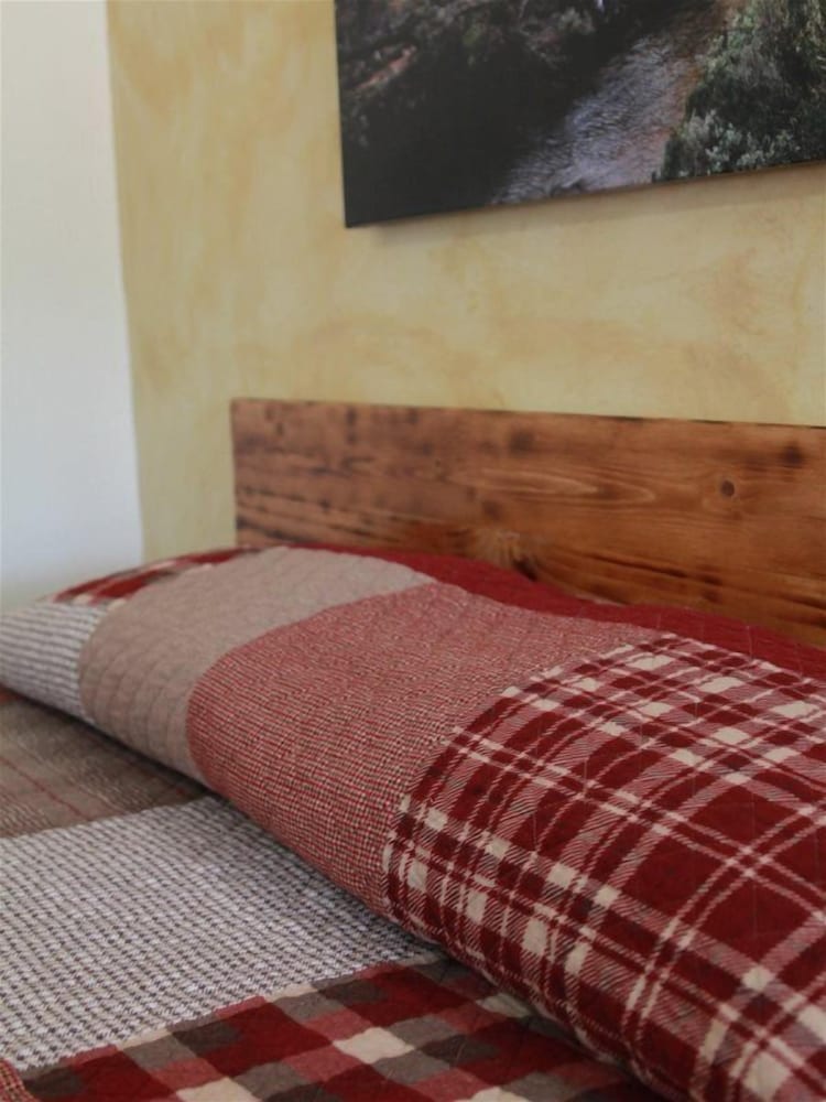 Фото Hurricane Hideaway Lodging