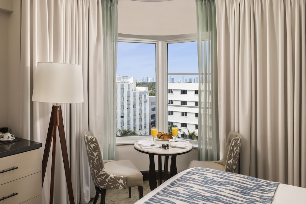 Фото The Palms Hotel & SPA