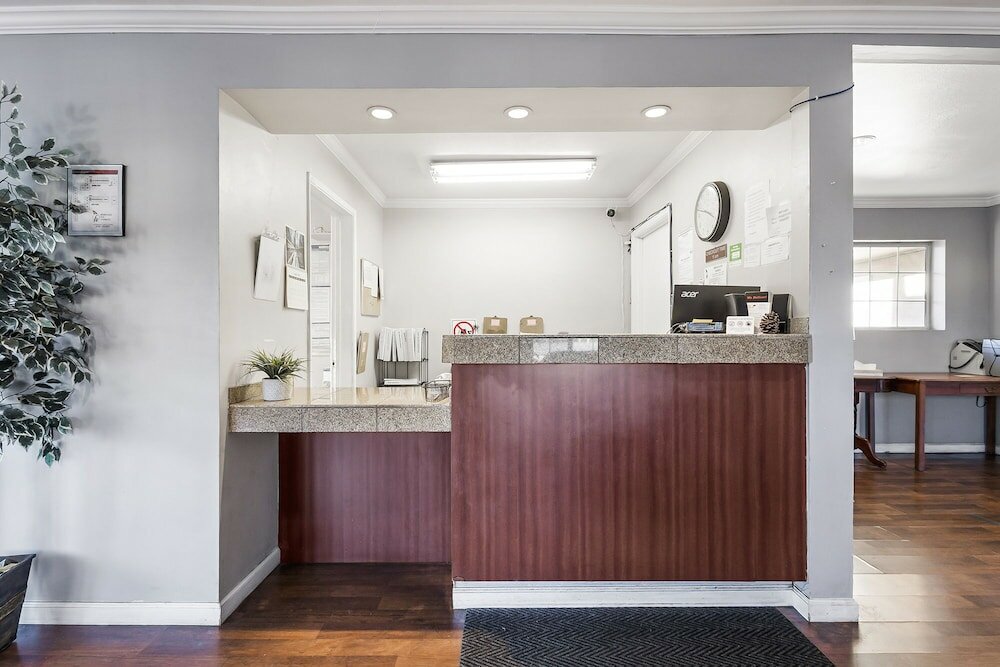 Фото Heritage Inn Express Chico