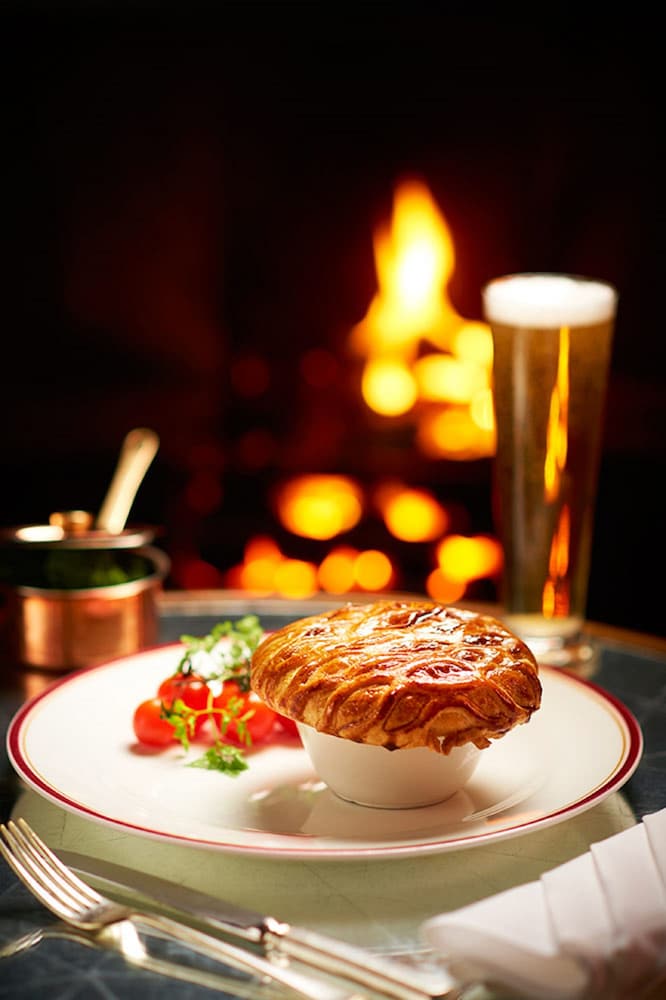 Фото Durrants Hotel