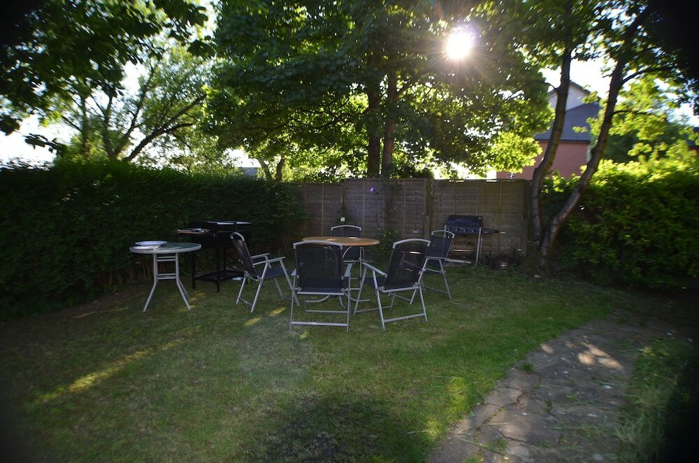 Фото Queens Guesthouse Manchester