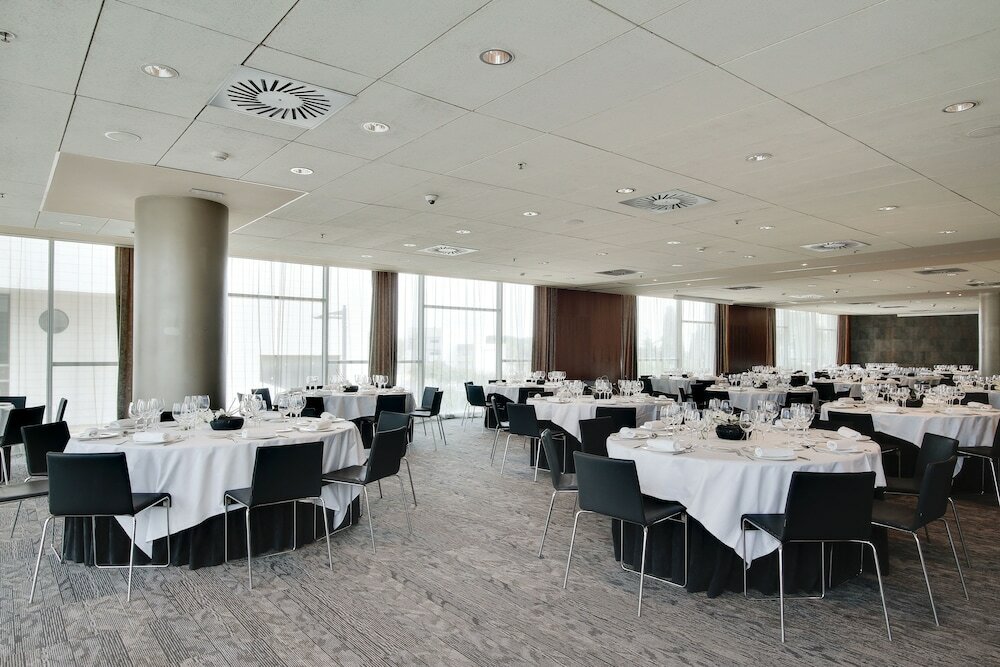 Фото Hotel Badalona Tower