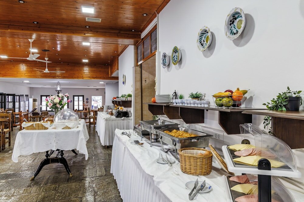 Фото Hotel Dionyssos