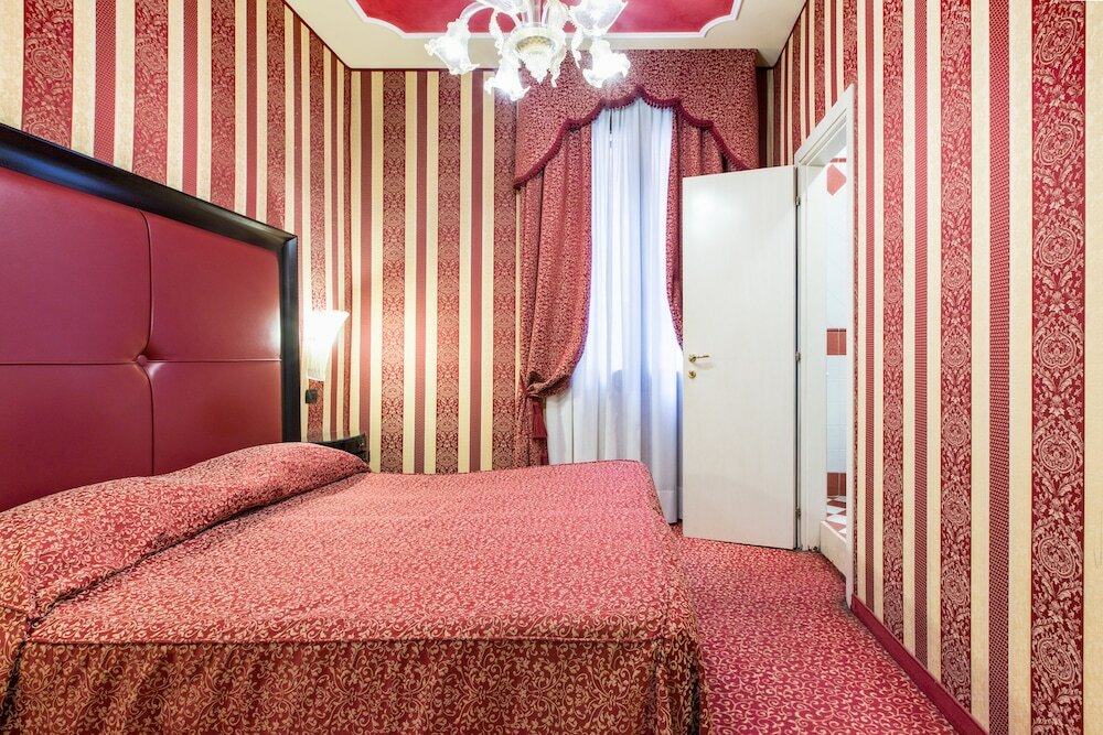 Фото Hotel Alcyone