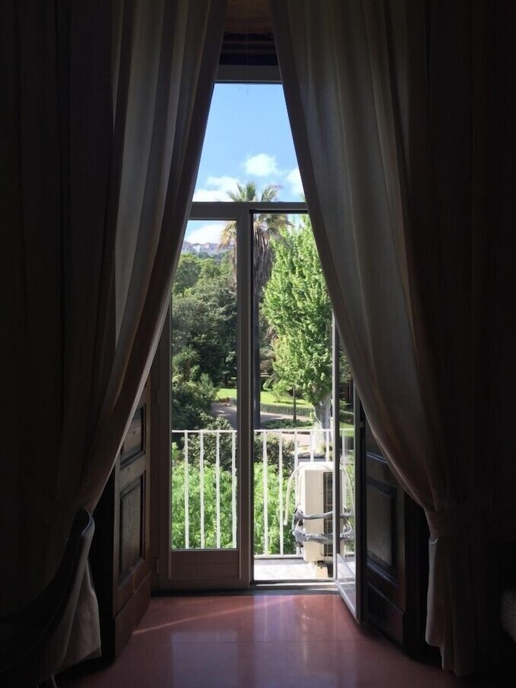 Фото B&b Napolimilionaria