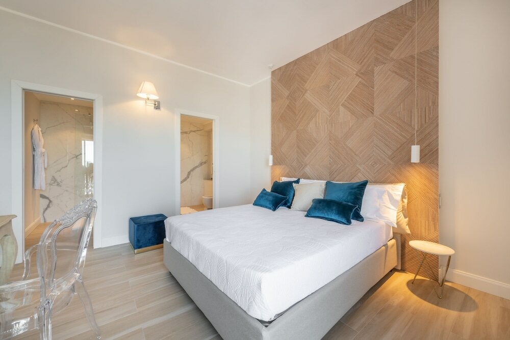 Фото Отель Aquamadre Suites