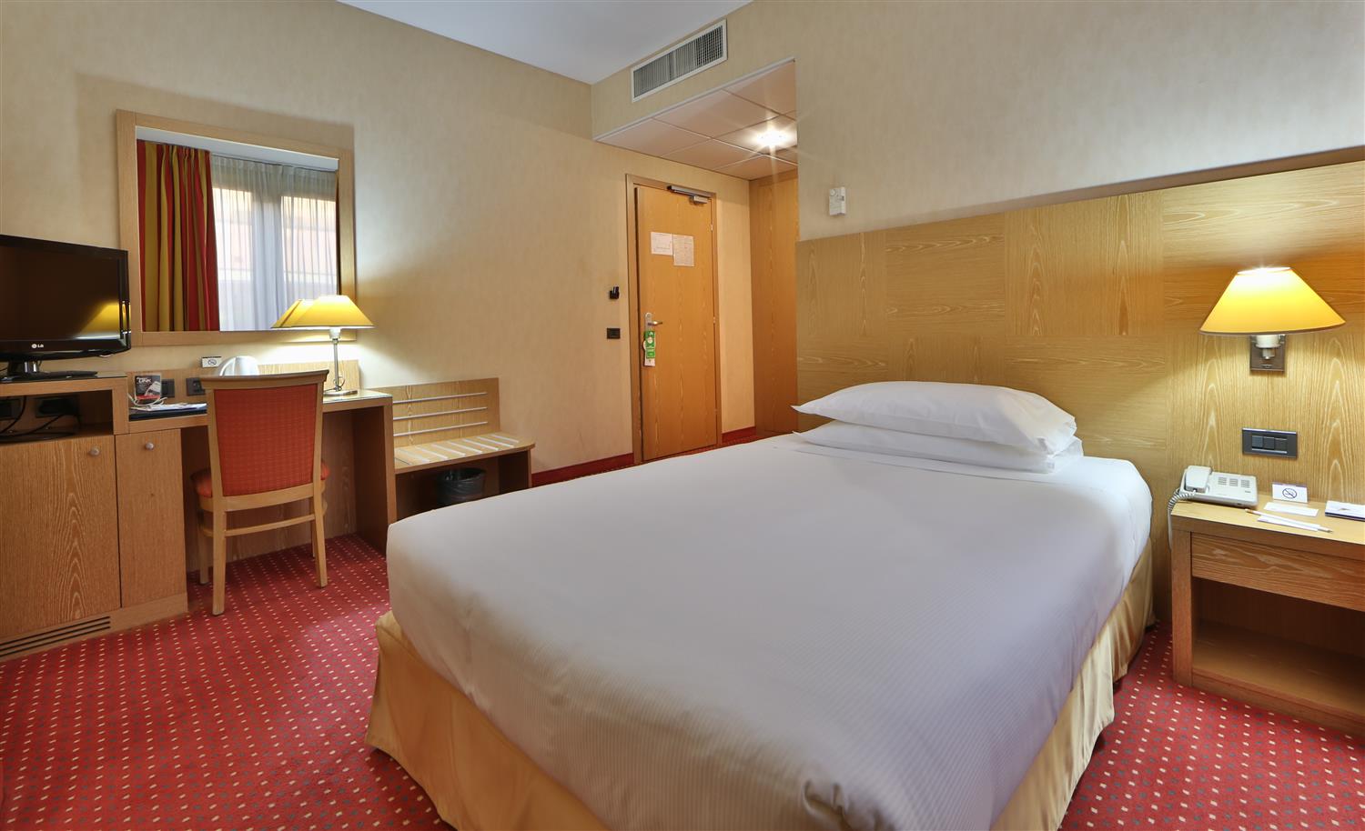 Фото Best Western Hotel Cavalieri Della Corona