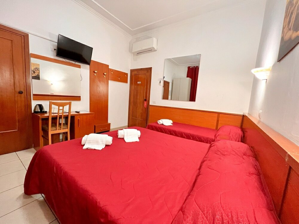 Фото Alius Hotel