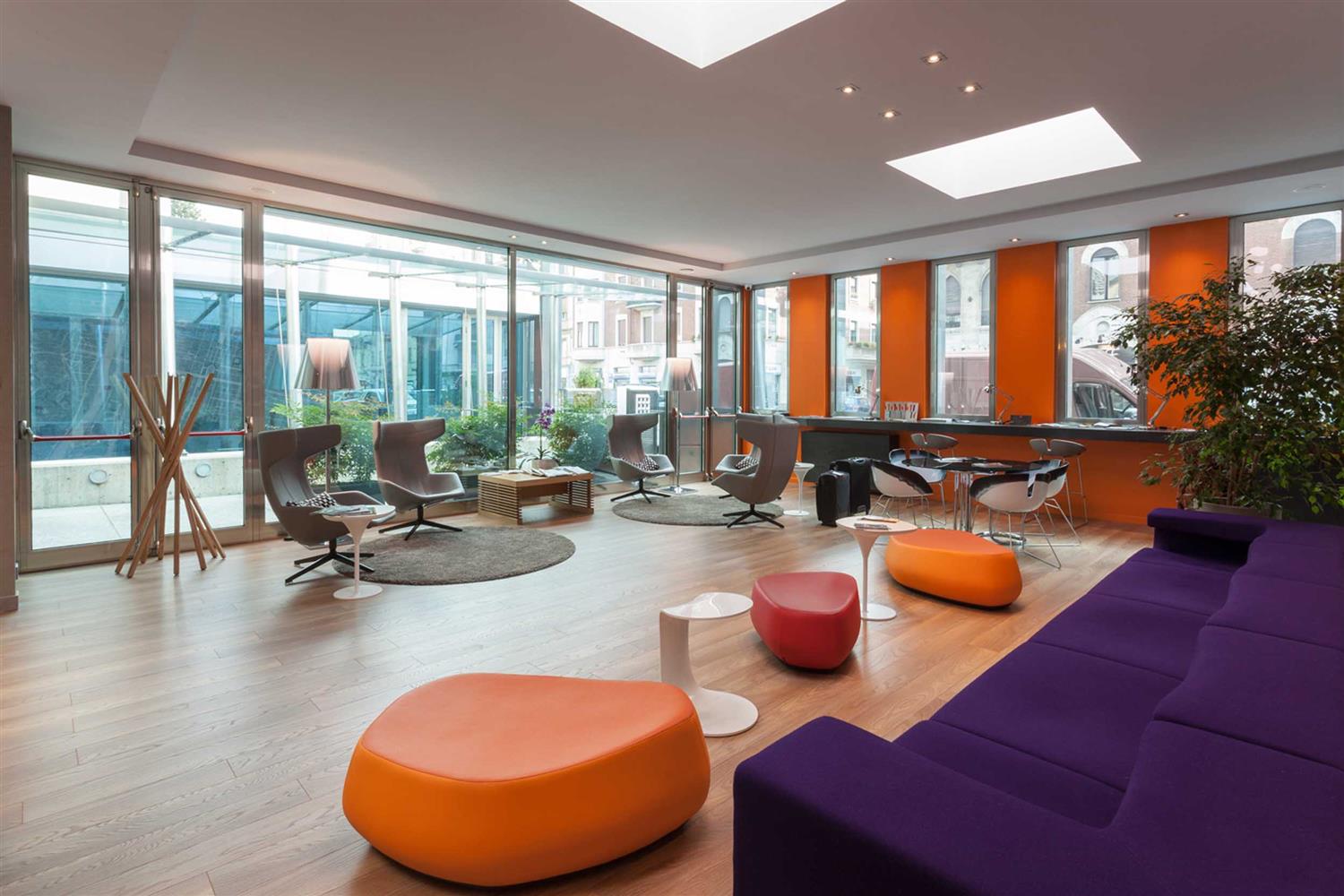 Фото Best Western Plus Executive Hotel and Suites