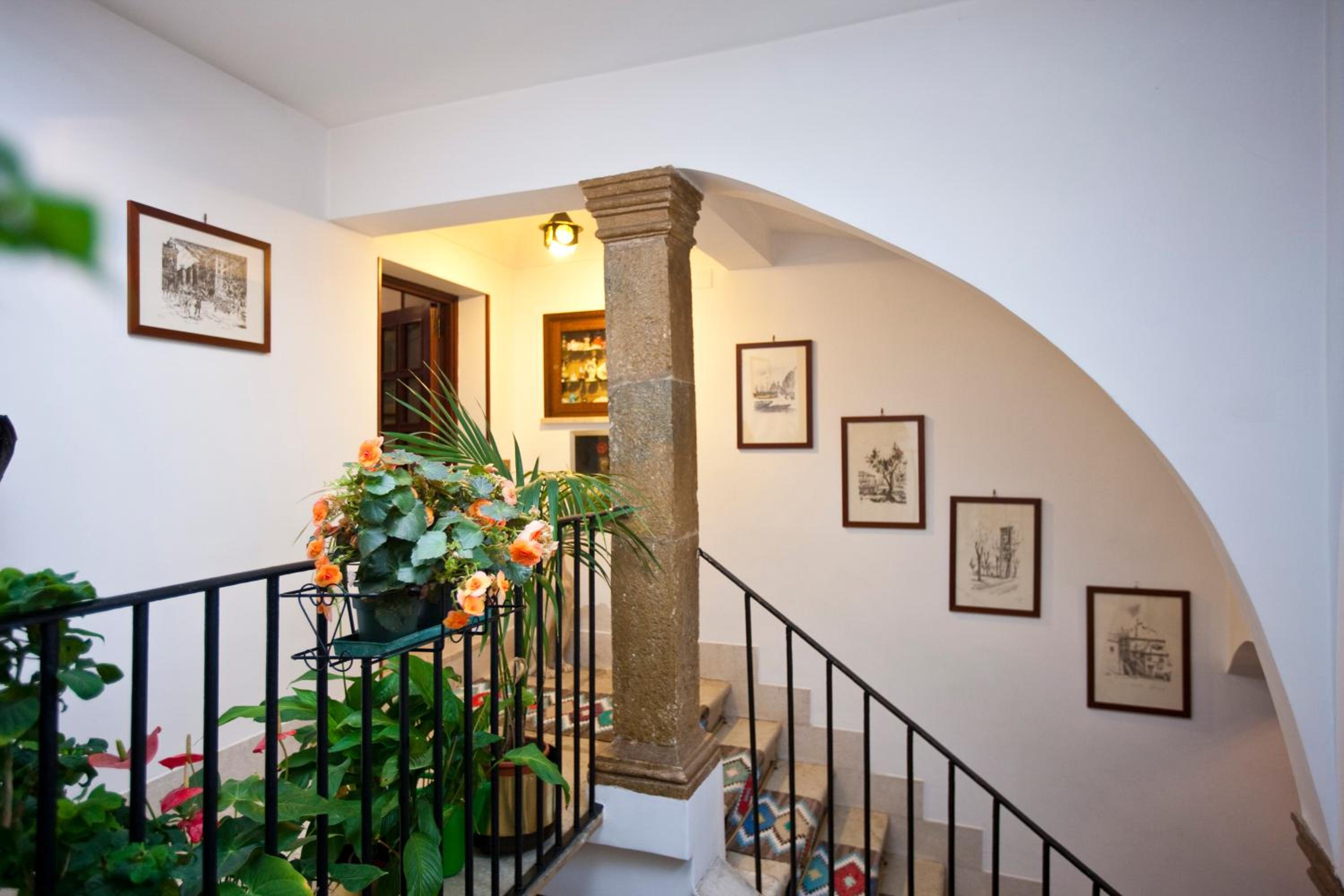 Фото Moderno Hotel