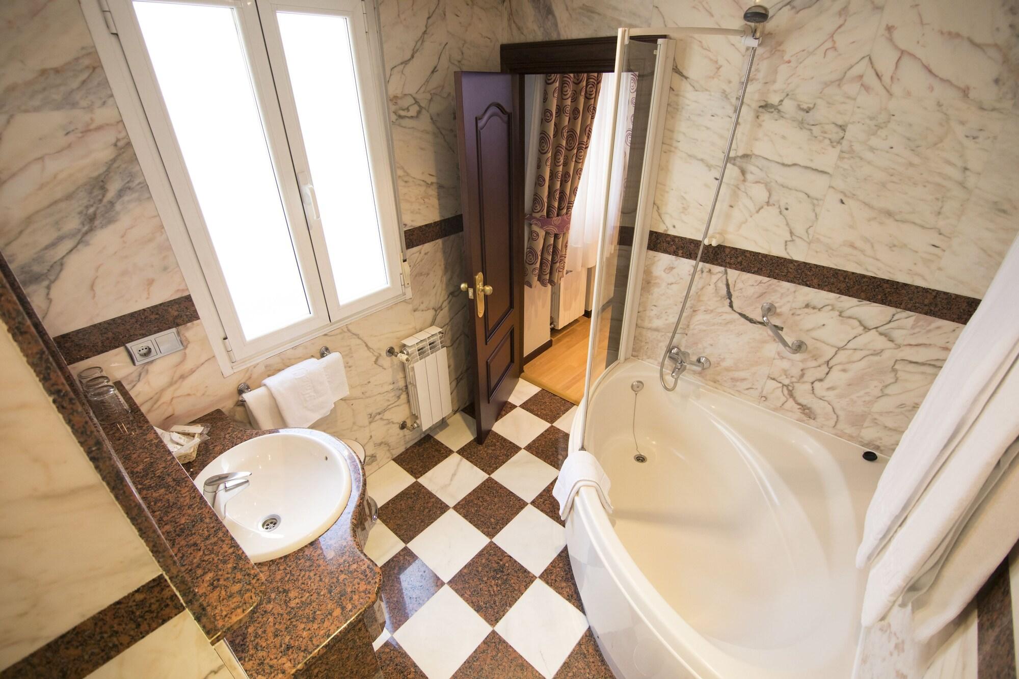 Фото Hotel Julia