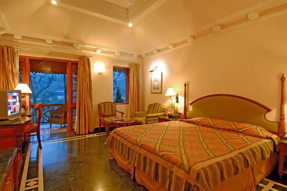 Фото Ktdc Tea County Munnar