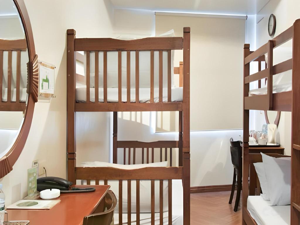 Фото Townhouse Oak Avitel Hotel