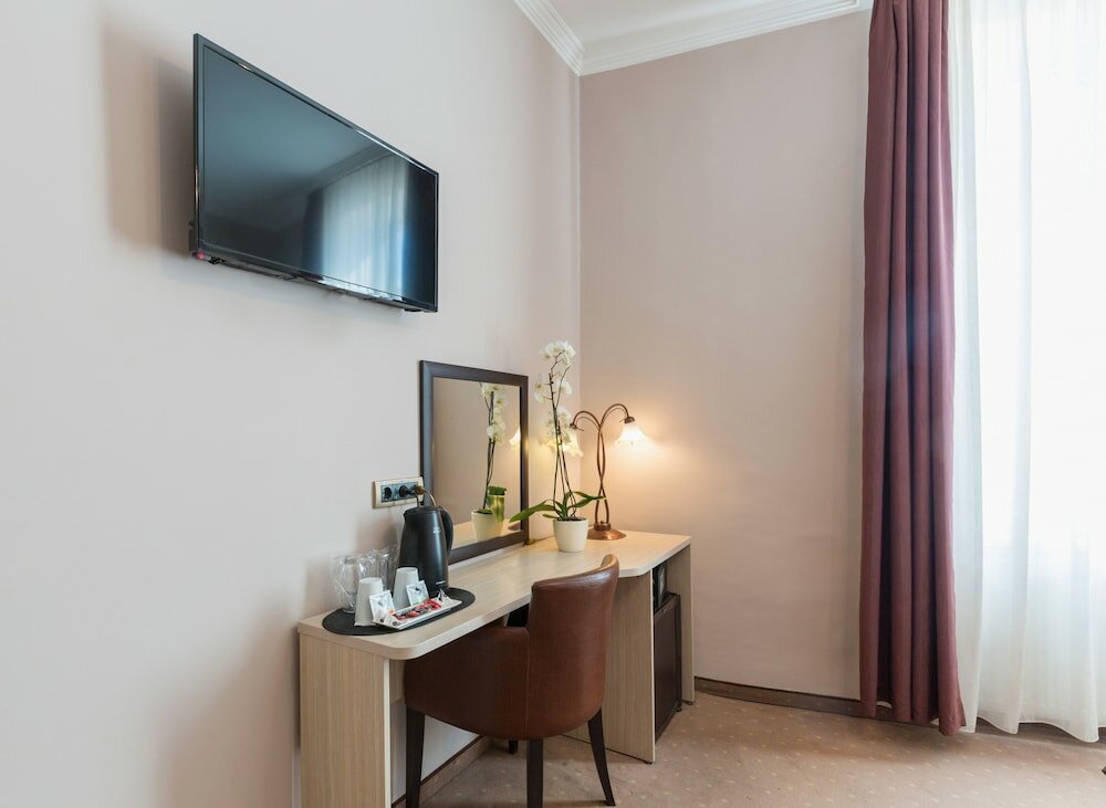 Фото Belgrade City Hotel