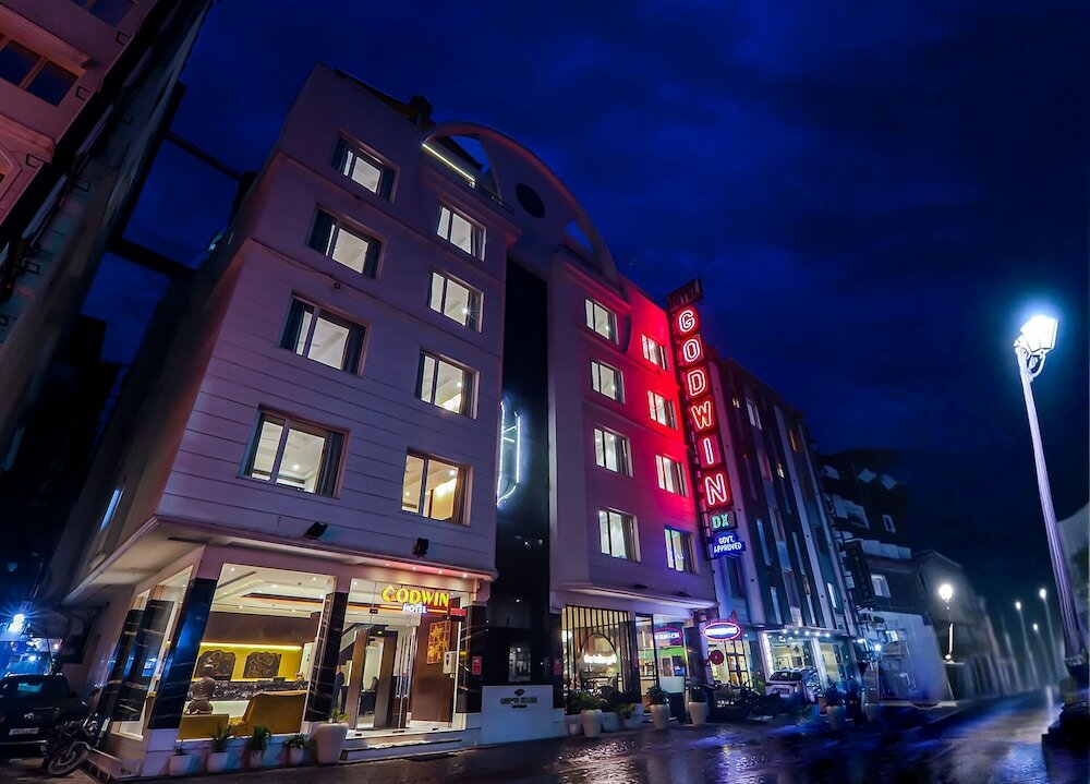 Фото отеля 1