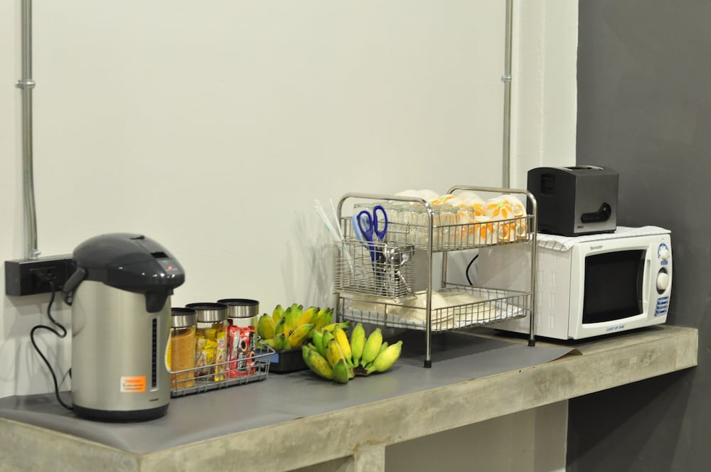 Фото Ekanek Hostel Bangkok - Adults Only