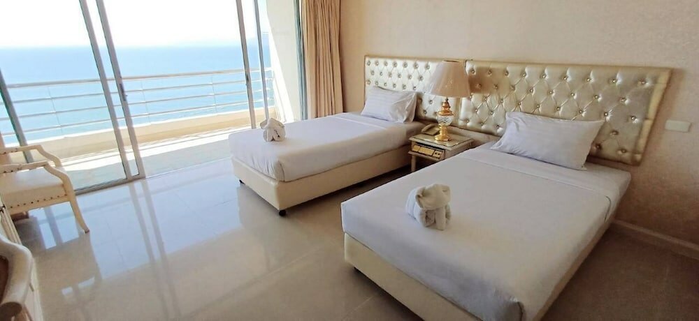 Фото Adriatic Palace Hotel