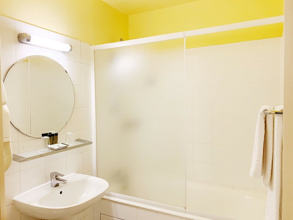 Фото Hotel Bellevue Paris Montmartre