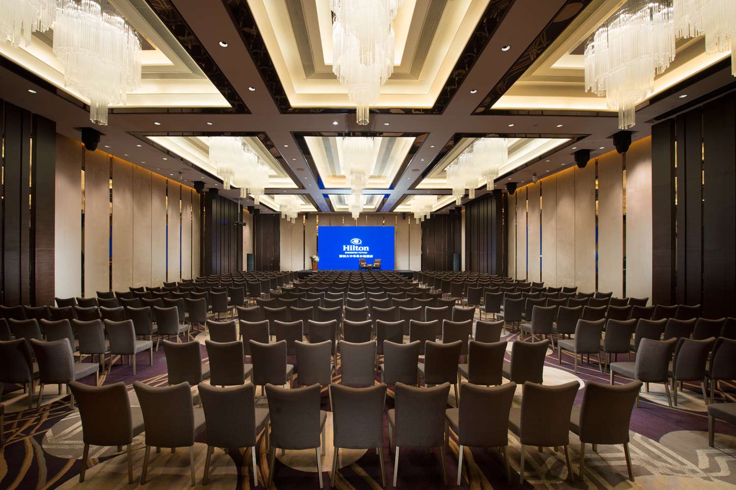 Фото Hilton Shenzhen Futian