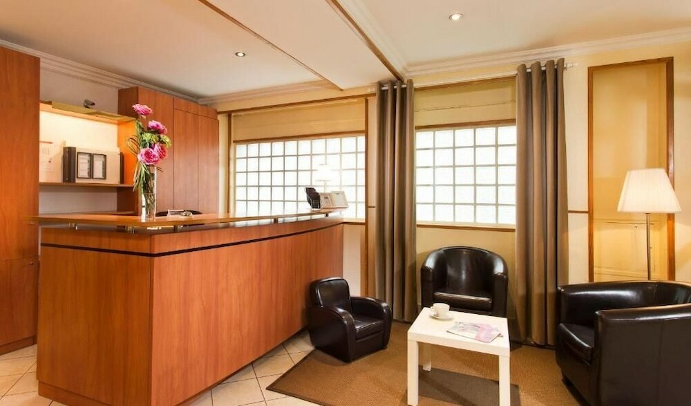 Фото Hotel Merryl