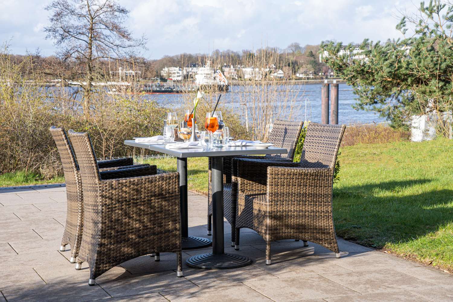 Фото Elaya Hotel Hamburg Finkenwerder