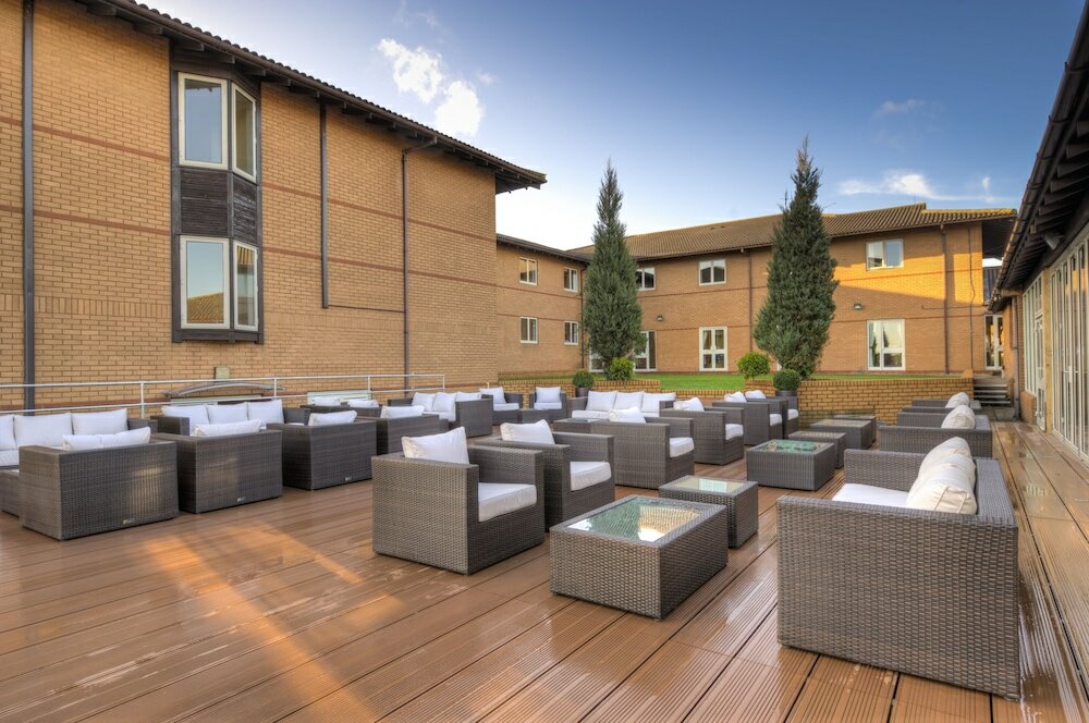 Фото Mercure Milton Keynes