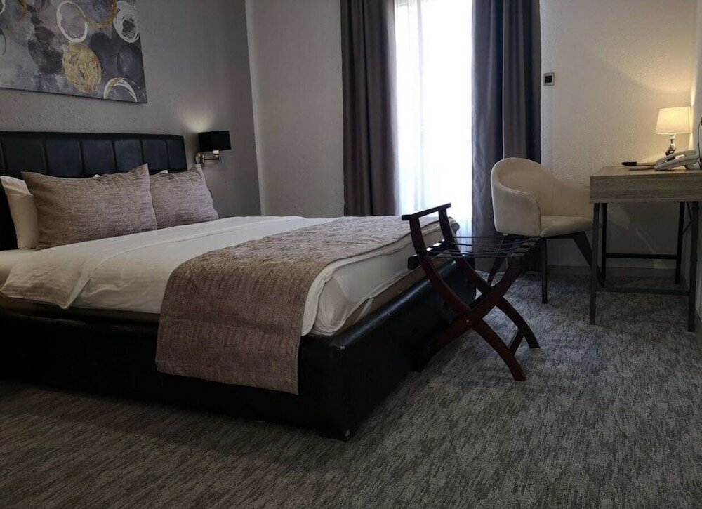 Фото Hotel Ideal