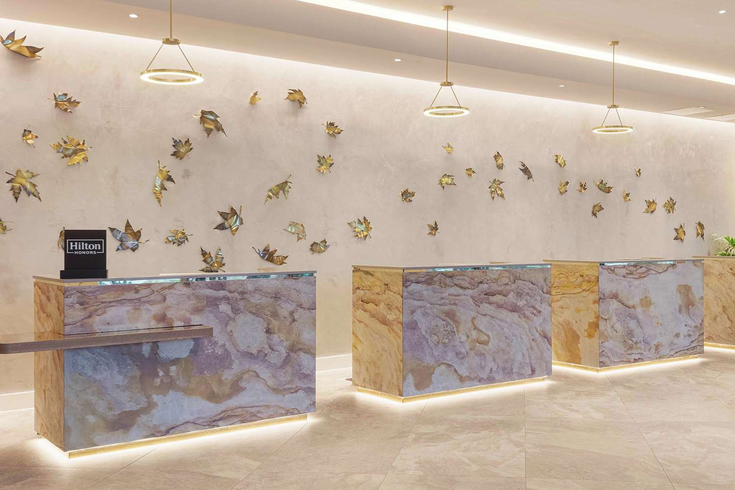 Фото Hilton London Angel Islington