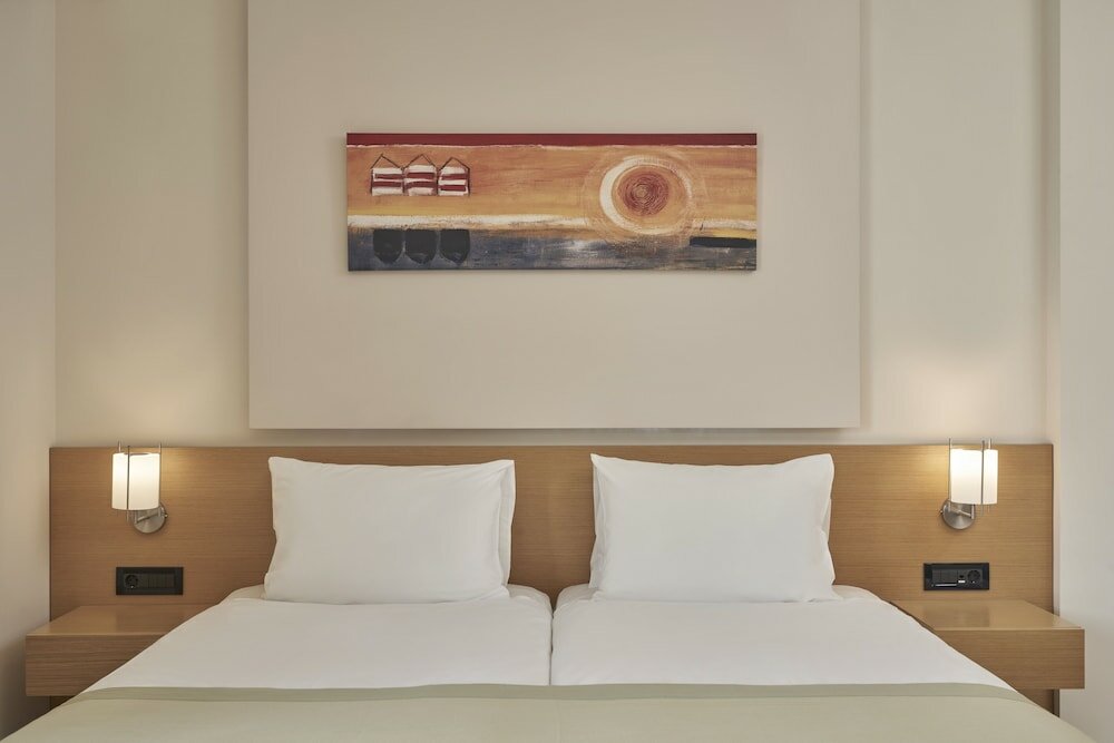 Фото Atlantica Amalthia Beach Hotel – Adults only