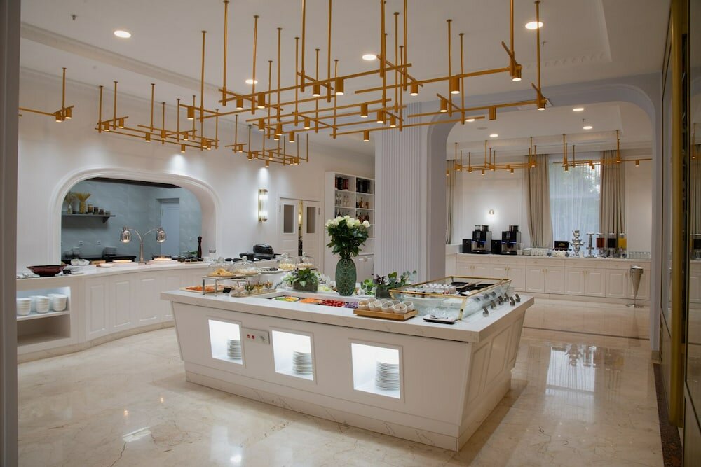 Фото Lotte City Hotels Tashkent Palace