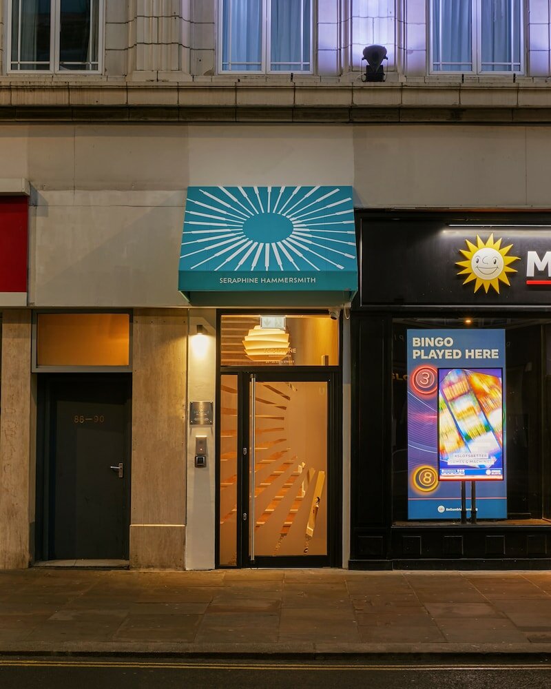 Фото Seraphine Hammersmith Hotel